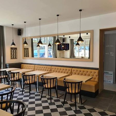 Hotel-Cafe Du Trinquet Камбо-ле-Бен Екстер'єр фото